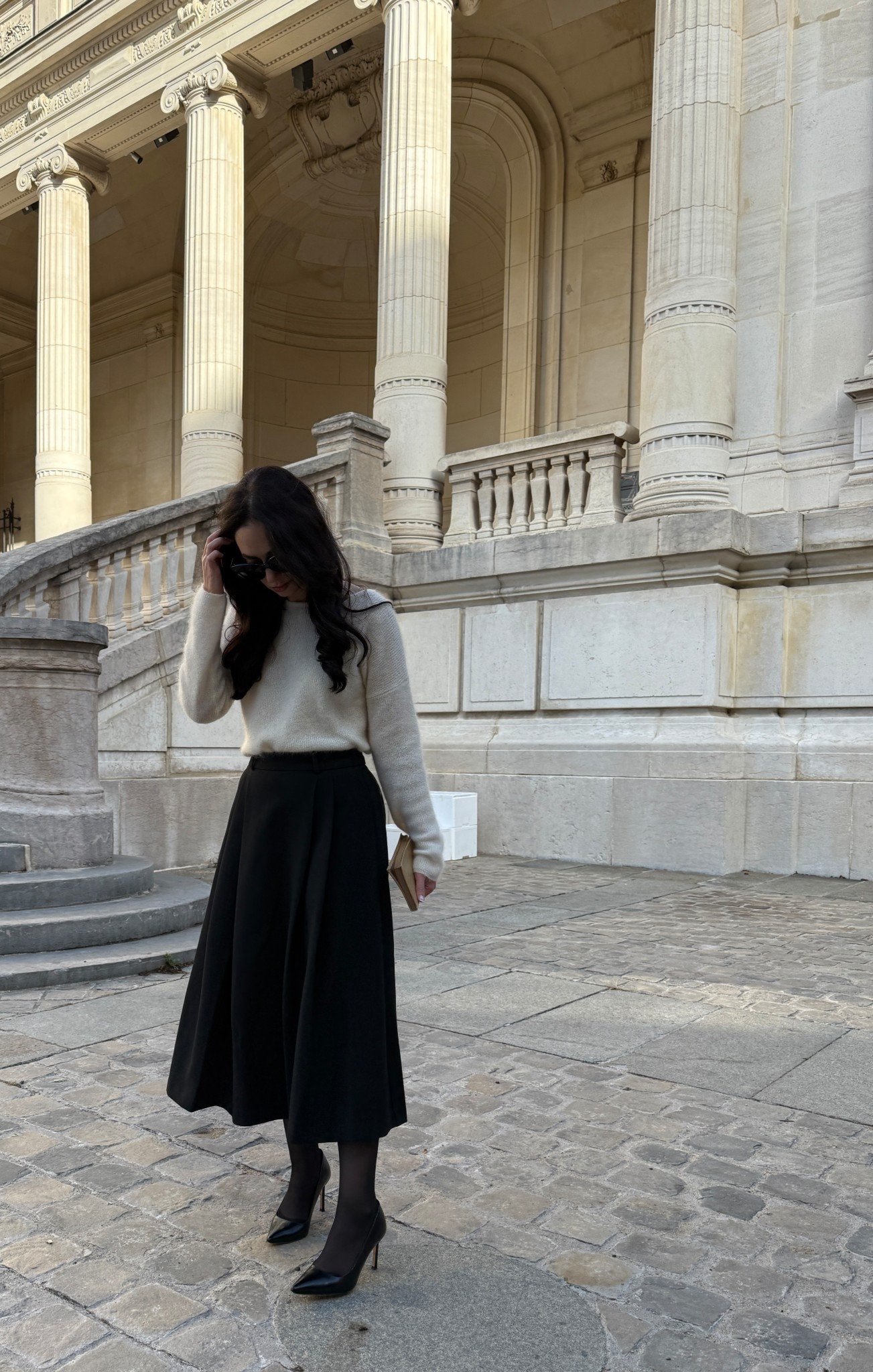 Sweater: Sezane
Skirt: Babaton
Heels: Via Spiga
Sunglasses: Celine

#LTKpetite #LTKtravel