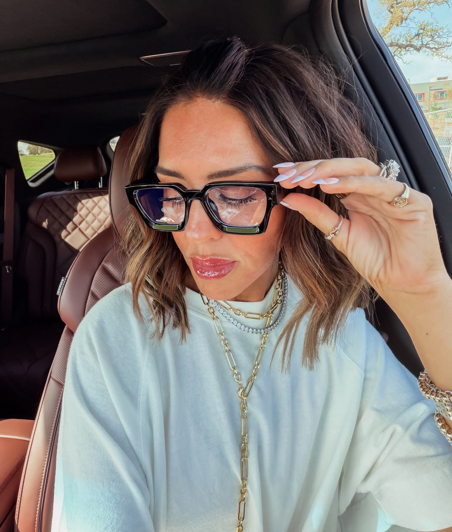 Amazon blue light glasses!!
Oversized tee - size S


#LTKSaleAlert #LTKmomlife #LTKootd