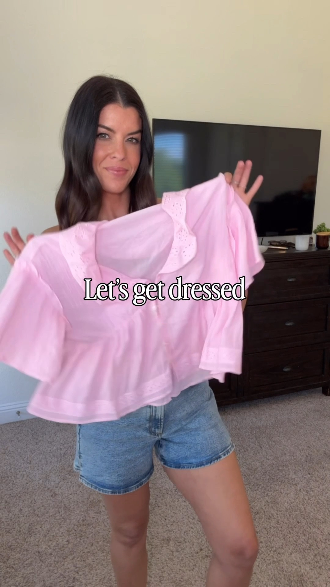 Let’s get dressed.

Top-small 
Shorts- 4


#LTKgrwm #LTKmomlife #LTKootd