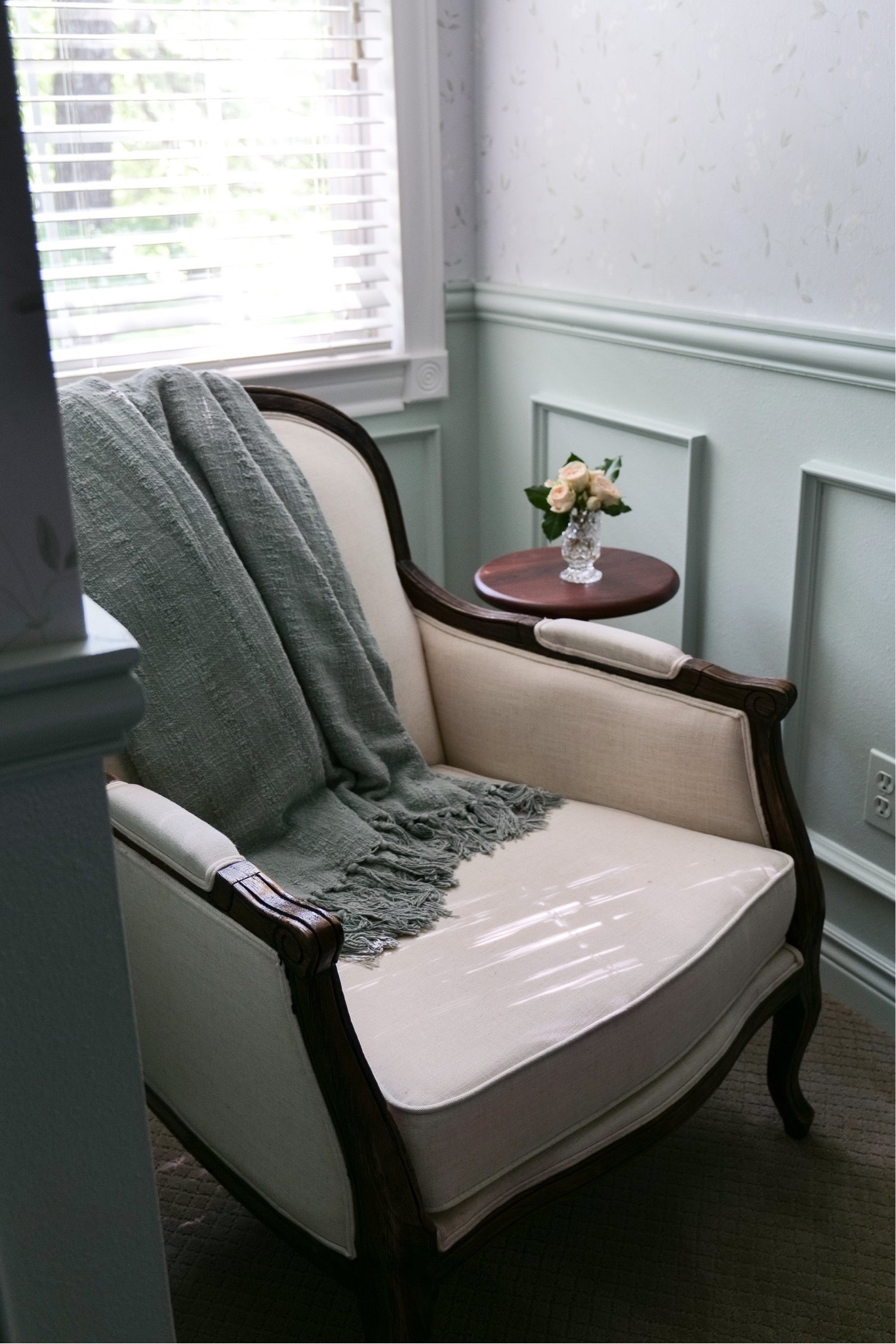 Also, consider adding a sitting area if you have the space for your guest bedroom decor. This will give your guests a nice place to relax and read in the mornings or evenings, while the rest of the house may be slowly rising. Also, a sitting area is always the perfect idea for some much-needed quiet time. Add special touches like fresh flowers or a basket of snacks to make the guests feel right at home and table books for them to read but also double as stylish decor.

#LTKhome #LTKunder100