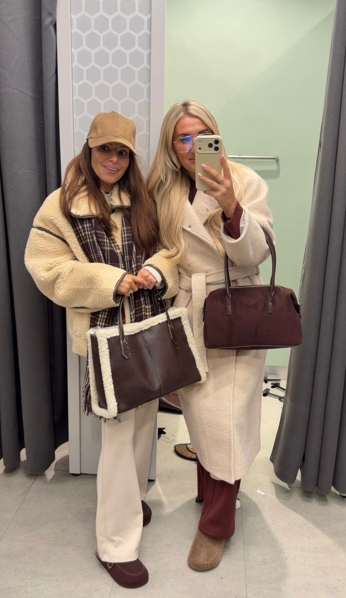 Come shopping with us in Primark 🫶🏼

New season, shop with me, winter coats, neutral outfit, Teddy coat, clogs, brown

#LTKuk #LTKautumn #LTKstyletip