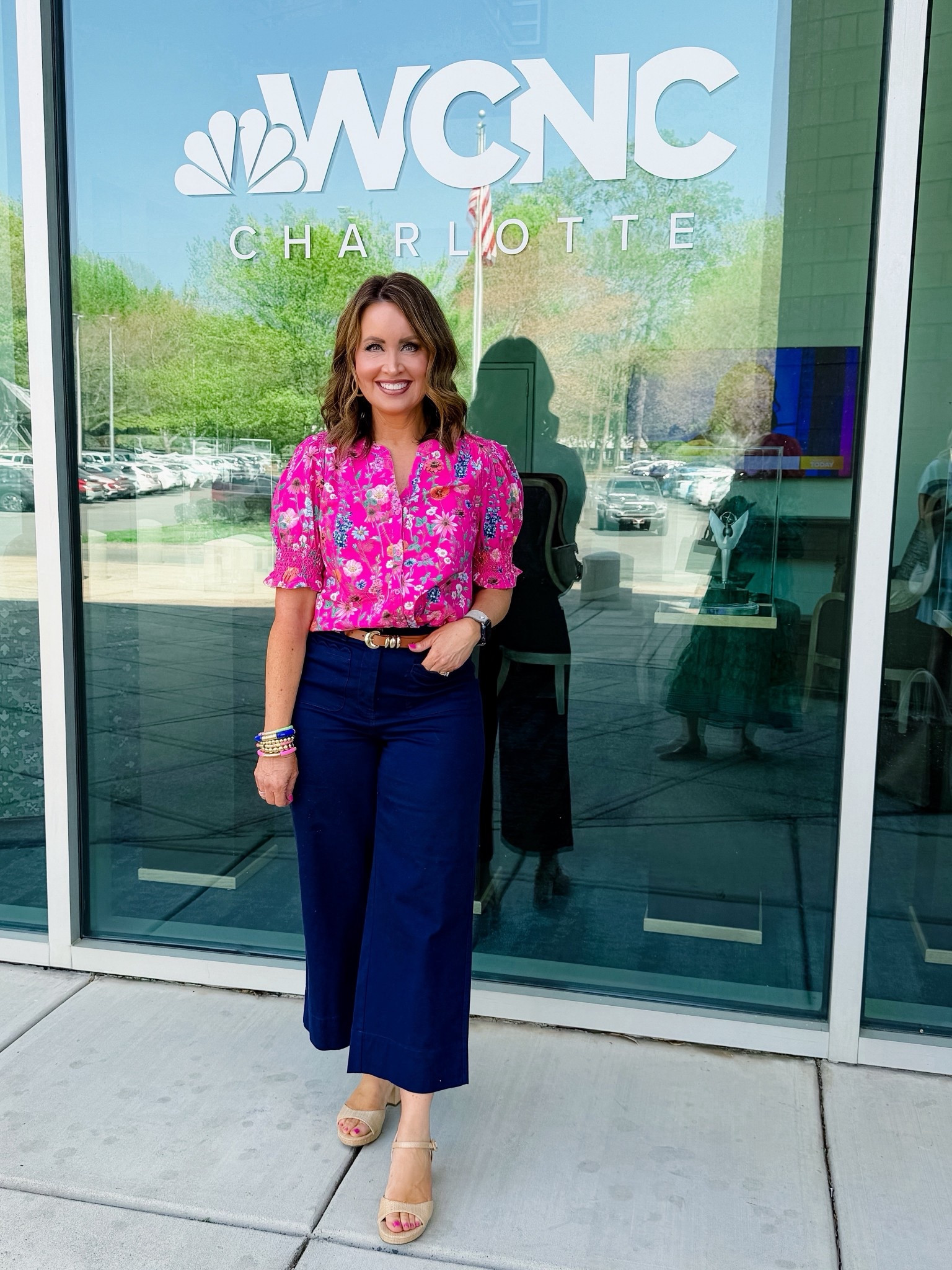 Charlotte Today Show outfit
Top - size down if in between 
Pants - size down 
Sandals - true to size 

Use code LAURA20 on bracelets 