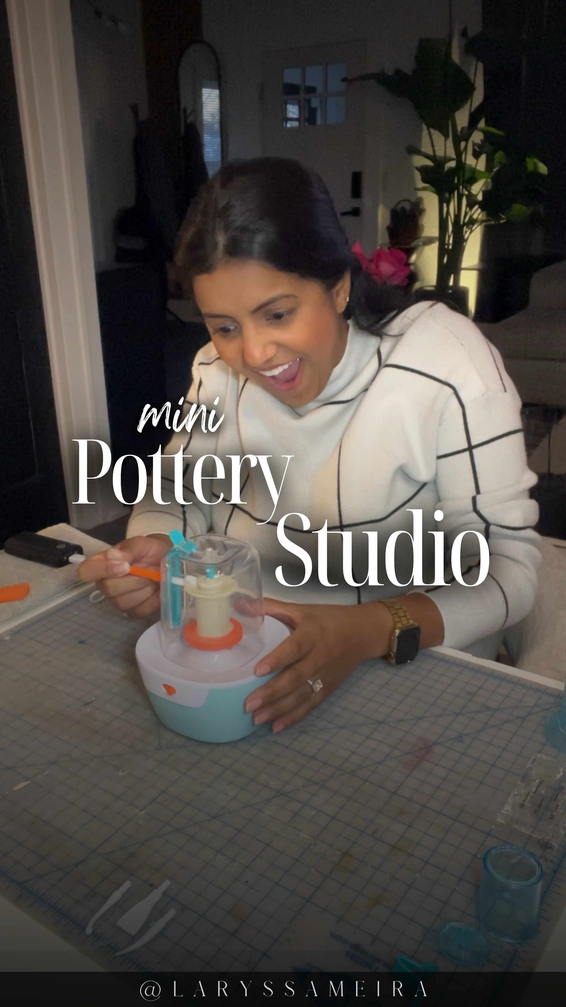 Did I need a mini pottery studio? YES, I DEFINITELY NEEDED A MINI POTTERY STUDIO! 😅 

I had way too much fun with this! And the mini planters that I made?! ADORABLE! 🥹🥰 
Now I really need to try the real thing! 🙌😍

-
#pottery #minipottery #athomepottery #potterystudio #crafts #craftideas