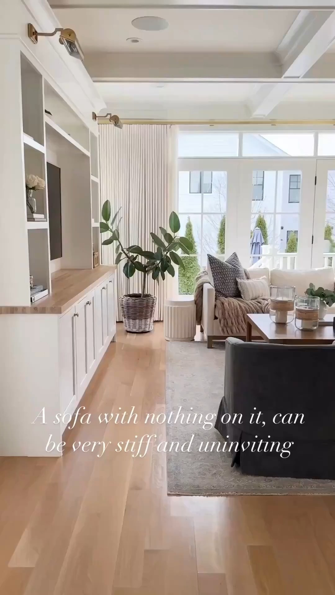 Affordable Amazon Pillow Round-Up! ✨ Throw pillows are an easy and budget-friendly way to make any space feel more inviting, cozy, and curated. I prioritize investing in larger furniture and lighting, while saving on accessories like pillows and throws. These Amazon finds combine quality and style—perfect for refreshing your space!



#LTKmomlife #LTKHome