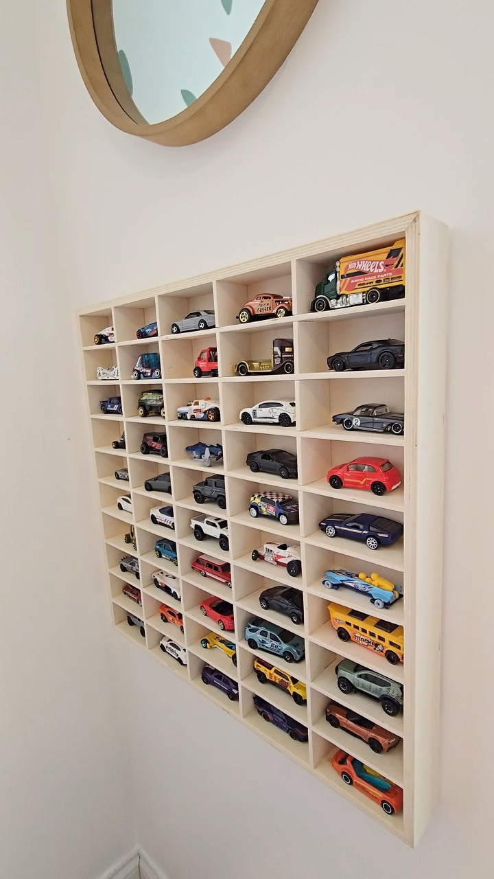 A clean and organized way to display cards for your little ones! 

#LTKGiftGuide #LTKHoliday #LTKKids