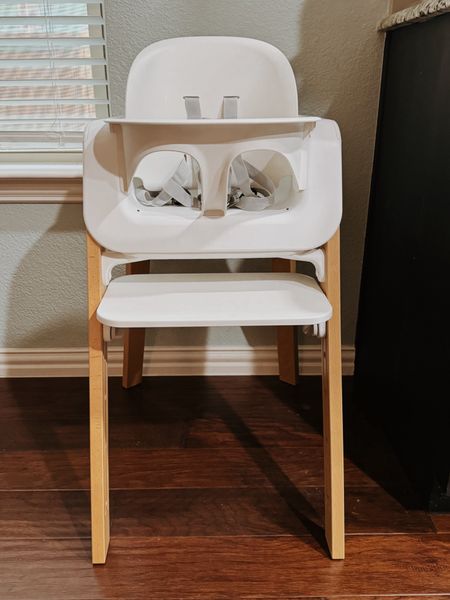 We love our Stokke high chair!


baby gear. baby shower gift. baby shower. baby gift. neutral baby get. high chair. Stokke steps  

#LTKHome #LTKBaby