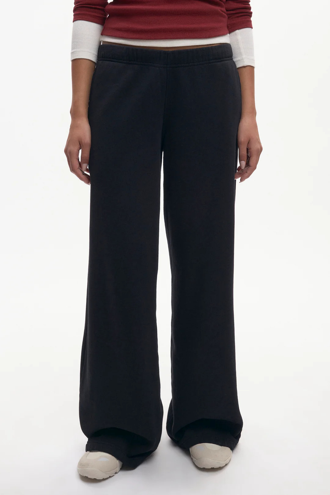 Women's Essential Straight Sweatpant | Kotn