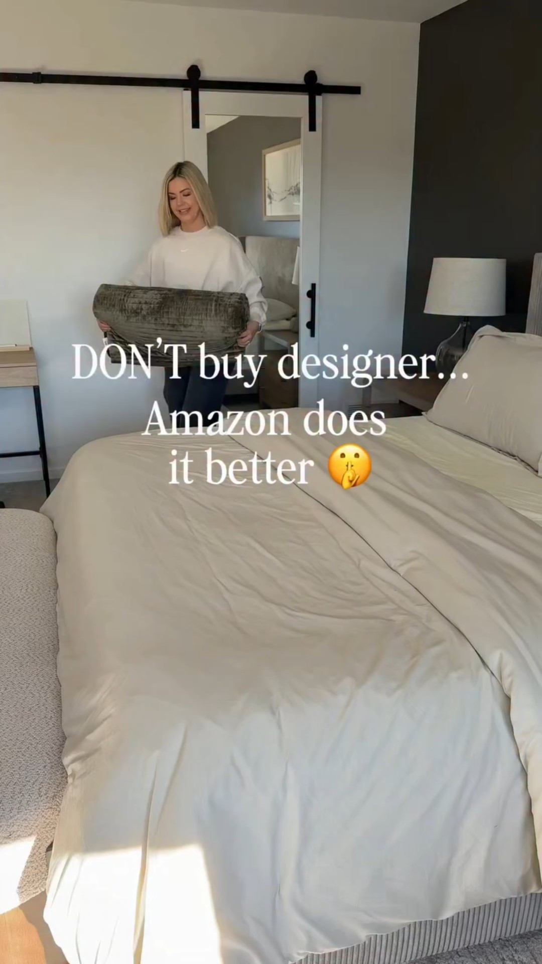 A roundup of my favorite Amazon home decor, area rugs and furniture finds that look luxe but without the price tag! Perfect for a new year home refresh 🏠✨

#LTKHome