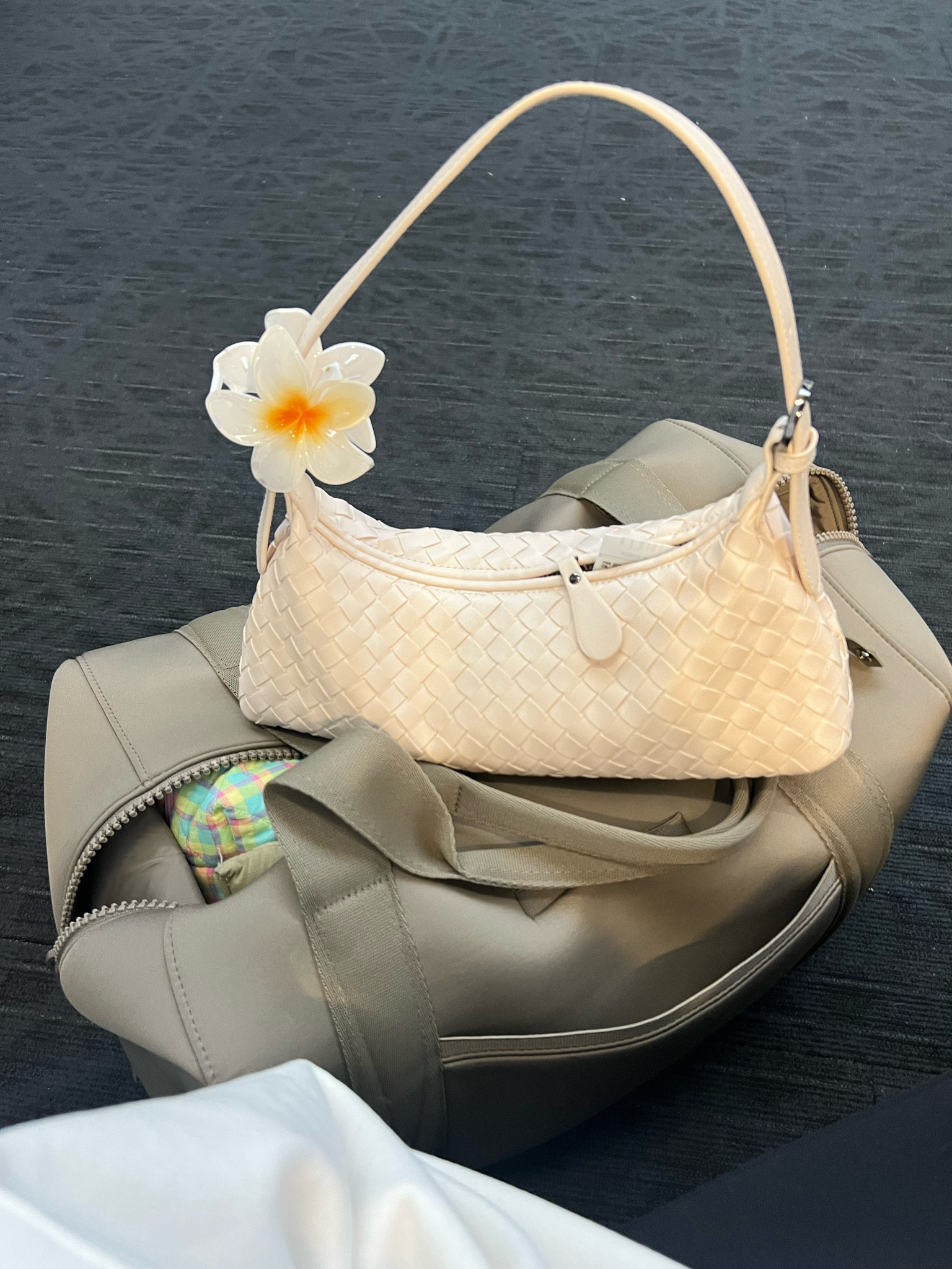Cutest Amazon purse! Flower hair clips come in a 4pk on Amazon they are gorgeous. Dagne Dover bag my fave for travel! 

#LTKItBag #LTKTravel
