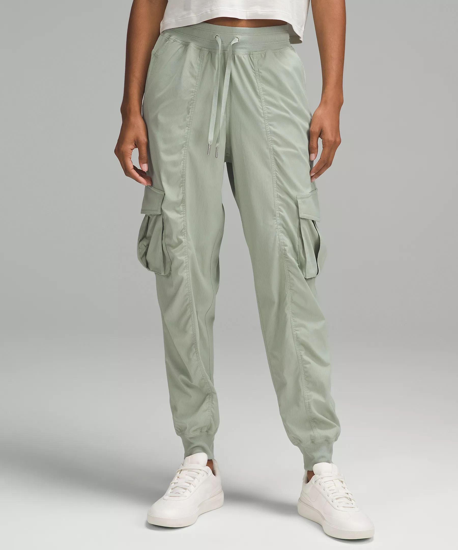 Dance Studio Relaxed-Fit Mid-Rise Cargo Jogger | Lululemon (US)