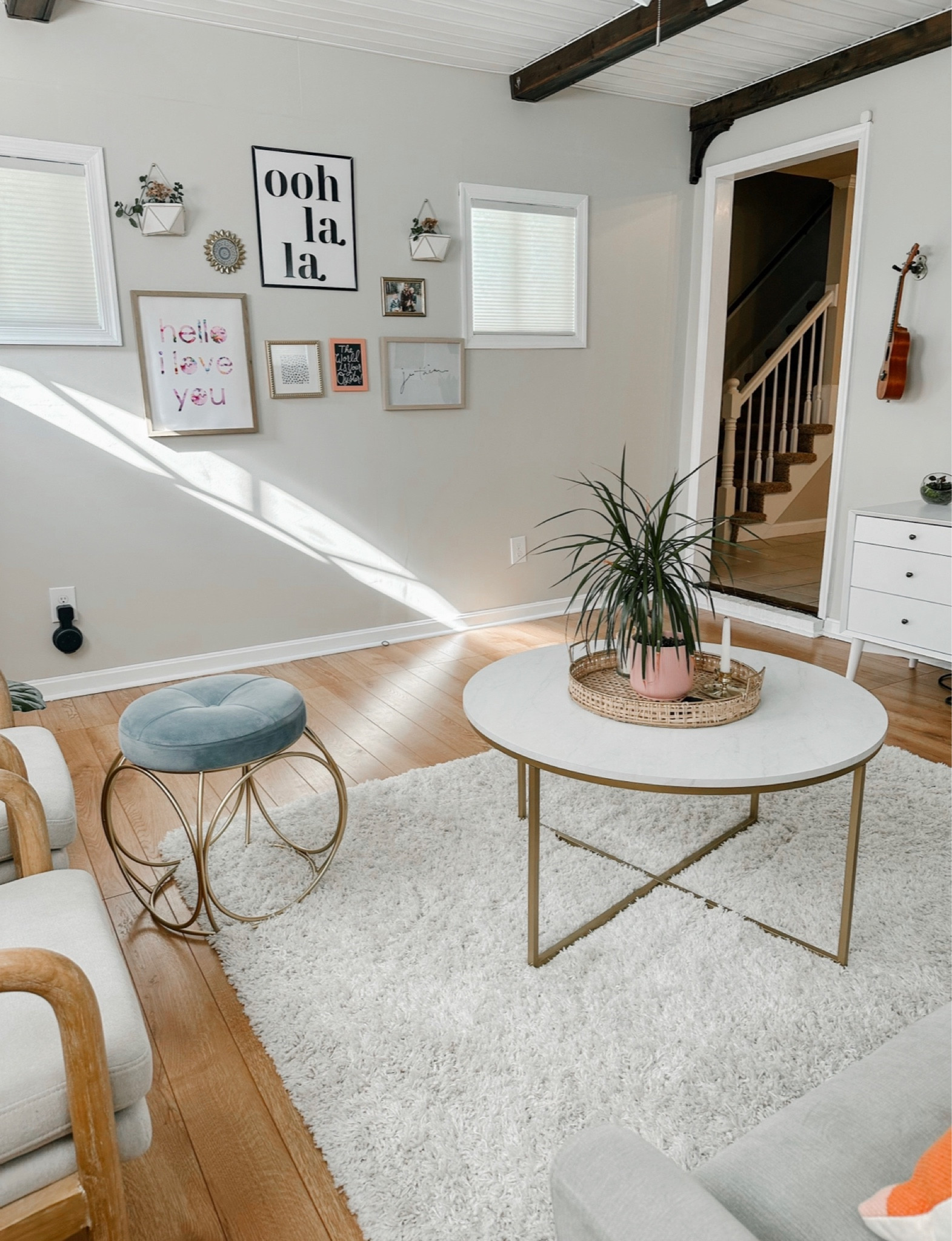 Interior design ideas for small homes
Cozy neutral living room with pops of color 


#LTKhome