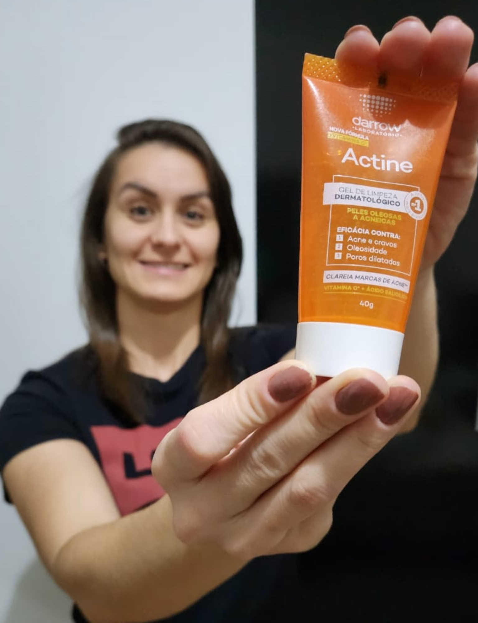 Minha escolha de sabonete líquido facial, indicado para peles oleosas e acneicas, o Sabonete Líquido Actine Antiacne controla a oleosidade do rosto, desobstrui os poros e reduz cravos e espinhas, proporcionando uma ação hidratante com sensação imediata de limpeza e refrescância. Em sua nova fórmula promete clarear as marcas de acne, além de possuir àcido salicílico.
#euuso #eurecomendo #peleoleosa

#LTKbrasil