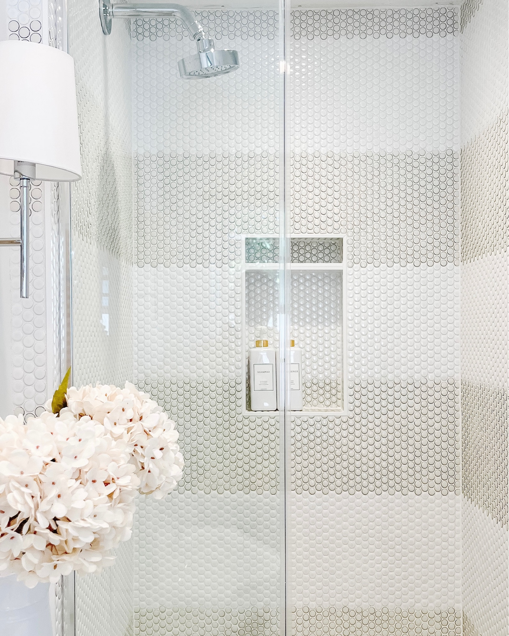 Lake House Kid’s Bathroom

*Tile is Penny Round Mosaic in Gloss White and Milk from www.tileshop.com


Bathroom design, striped shower, white vanity, kohler faucet, penny tile, home decor, neutral home, bathroom decor, soap dispensers, hydrangeas, sconce, serena and lily towels, studio mcgee basket, target, amazon

#LTKFind #LTKstyletip #LTKhome