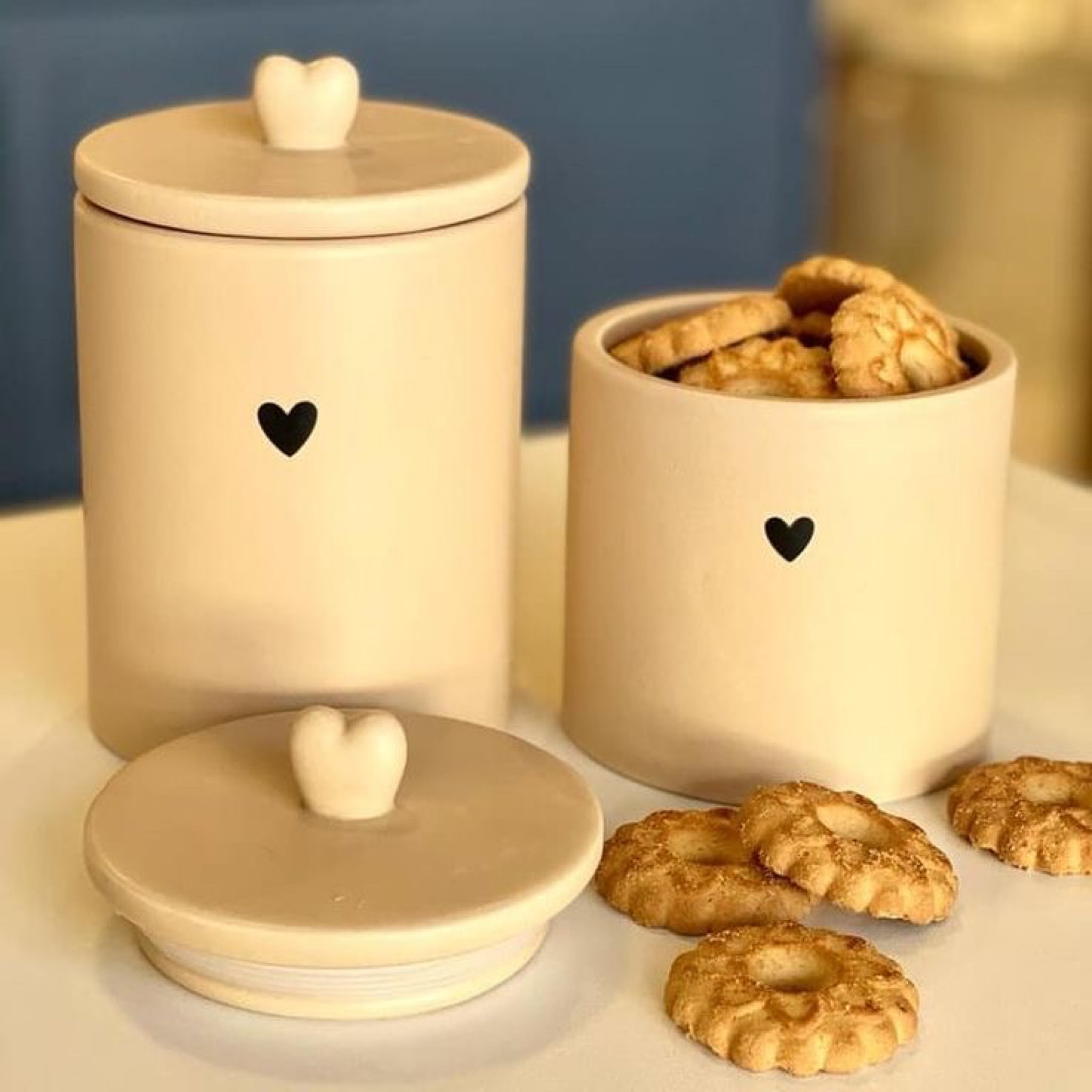 Potinhos de cerâmica super fofos e clean pra compor decoração 💗
#TeoriaNaPraticaLTK

#LTKhome #LTKbrasil
