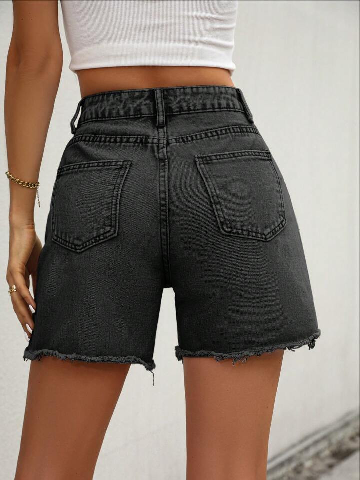 Women Casual Loose Fit Denim Shorts With Pockets And Frayed Hem | SHEIN