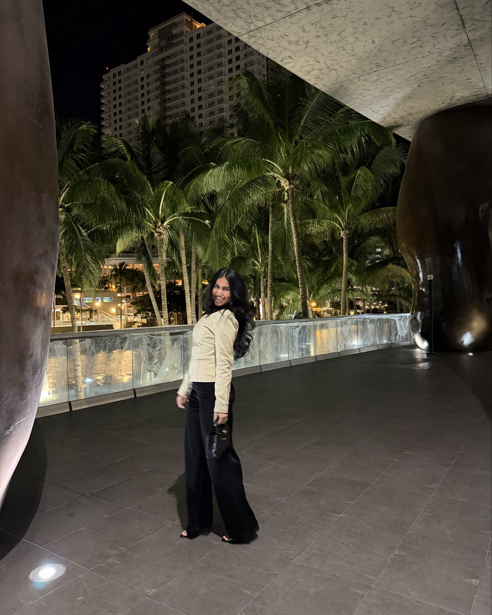 Weering size XS in everything - pants are the archer pants from Aritzia also linked similar options! 