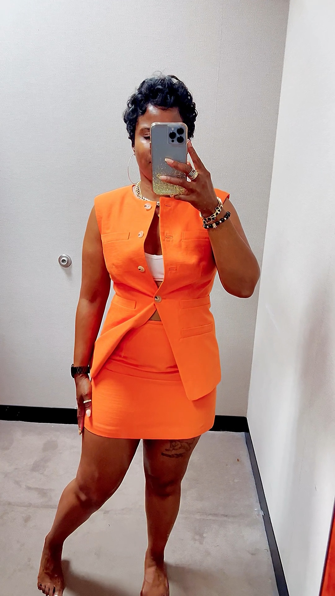 If you are an hourglass, apple, or pear body type size up in the skirt! There’s zero stretch in this set.

#LTKOver40 #LTKSaleAlert