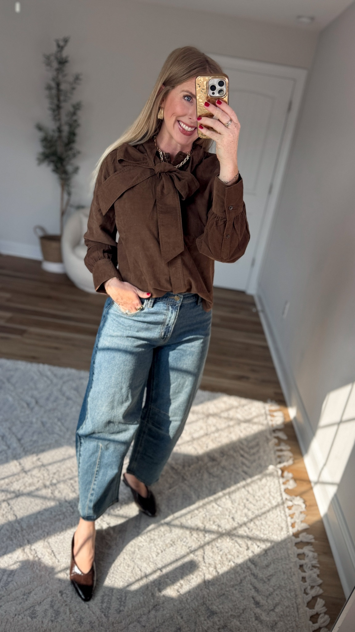 Weekend Walmart Wins try-on
Corduroy tie neck button up- small
Horseshoe jeans- 6

#LTKootd