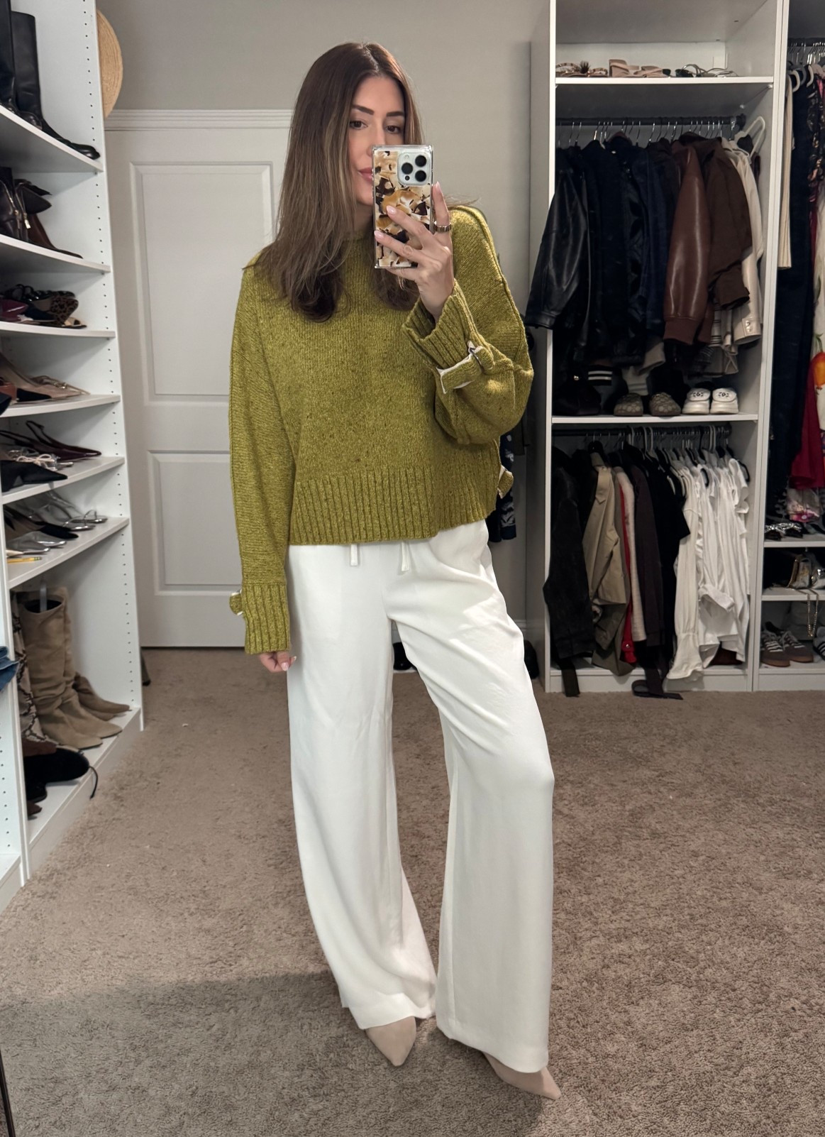 Medium in pants, small in sweater 

#LTKSeasonal #LTKStyleTip