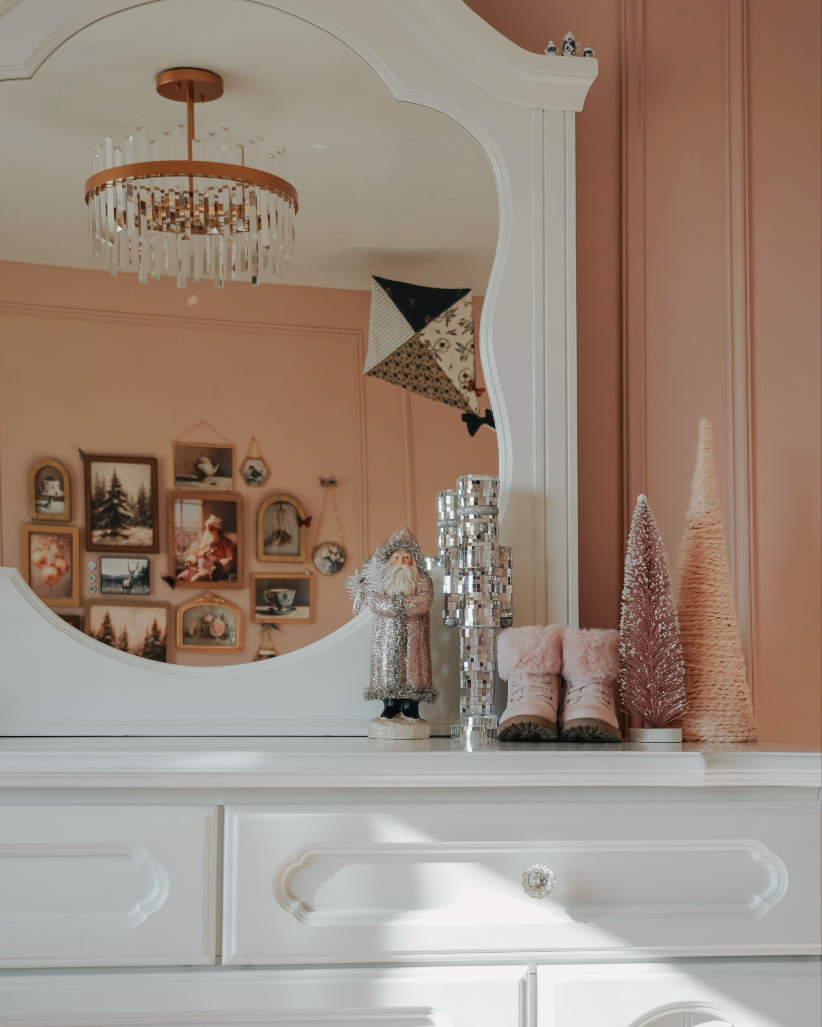 Christmas details from Ember’s Room 🤍

#LTKKids #LTKHoliday #LTKHome