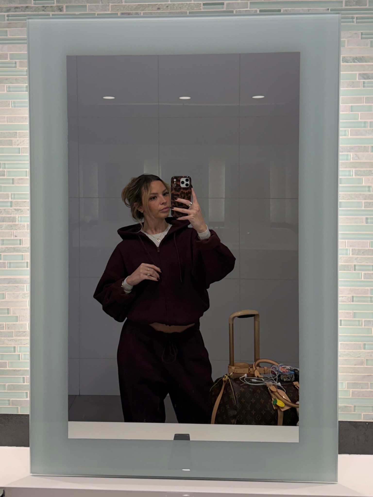 Airport fit checkkkk #aritzia 

#LTKootd #LTKGiftGuide #LTKHoliday