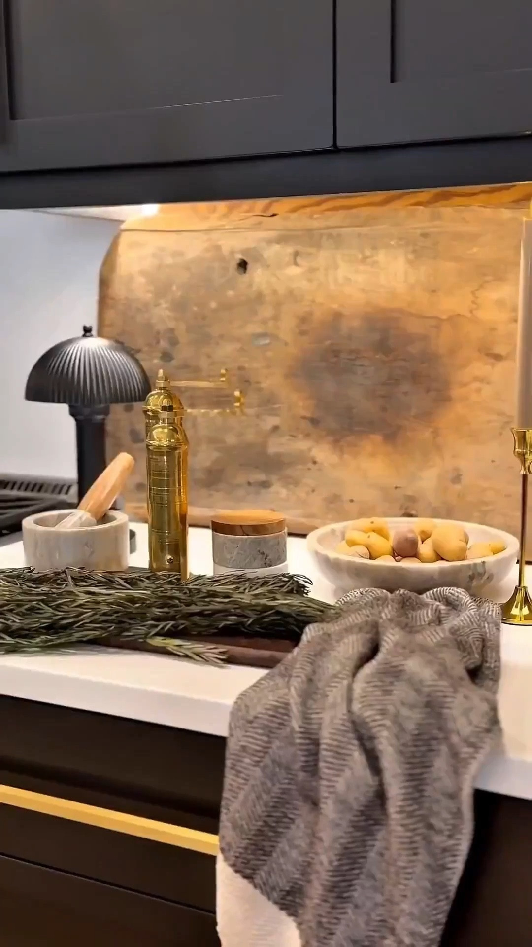 Elevating your kitchen doesn’t have to be complicated 🤎 

These Amazon favorites make everyday cooking feel a little more stylish and a lot more organized. My personal favorites are these sleek oil dispensers, modern cereal containers, brass salt and pepper grinders, chic shakers, and cozy kitchen towels. Every piece adds function and beauty to your space. Perfect for creating that clean, curated kitchen look.


#kitchendecor #amazonhomefinds #kitchenorganization #kitchenessentials #amazonfavorites #organizedkitchen #modernkitchendecor #neutralhomedecor #kitchenstyling #homeaesthetic


#summerthompsonstyles


#LTKHome #LTKdayinmylife #LTKfoodie