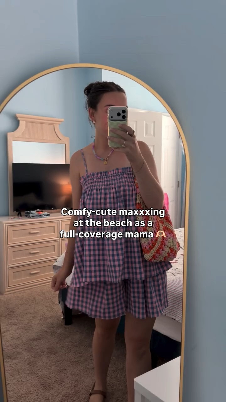Loving color + comfies these days! 💛
We didn’t “get ready” much this week and it was so nice!

Sharing all my fav summery/beachy fits on my @shop.ltk! Just say “WANT” and I’ll send them straight to ya 🫶🏻

#comfycute #momswithstyle #outfitideas #casualstyle #momootd