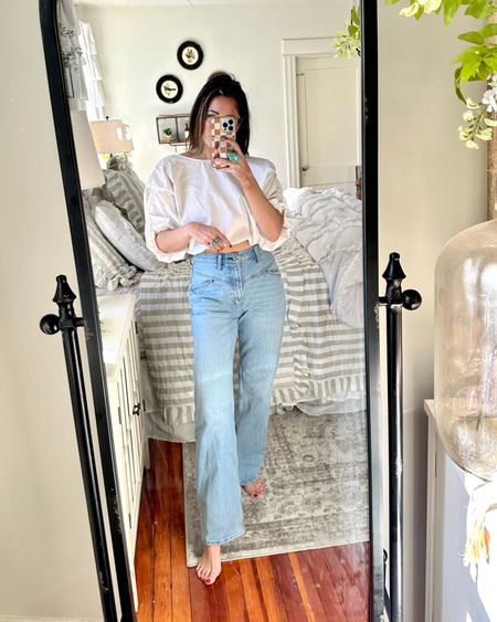 Obsessed with these Abercrombie jeans and the western detail in the front!

Wearing a 27R. I’m only 5’4 and I think I would have liked the long version better. 

#LTKstyletip #LTKfindsunder100