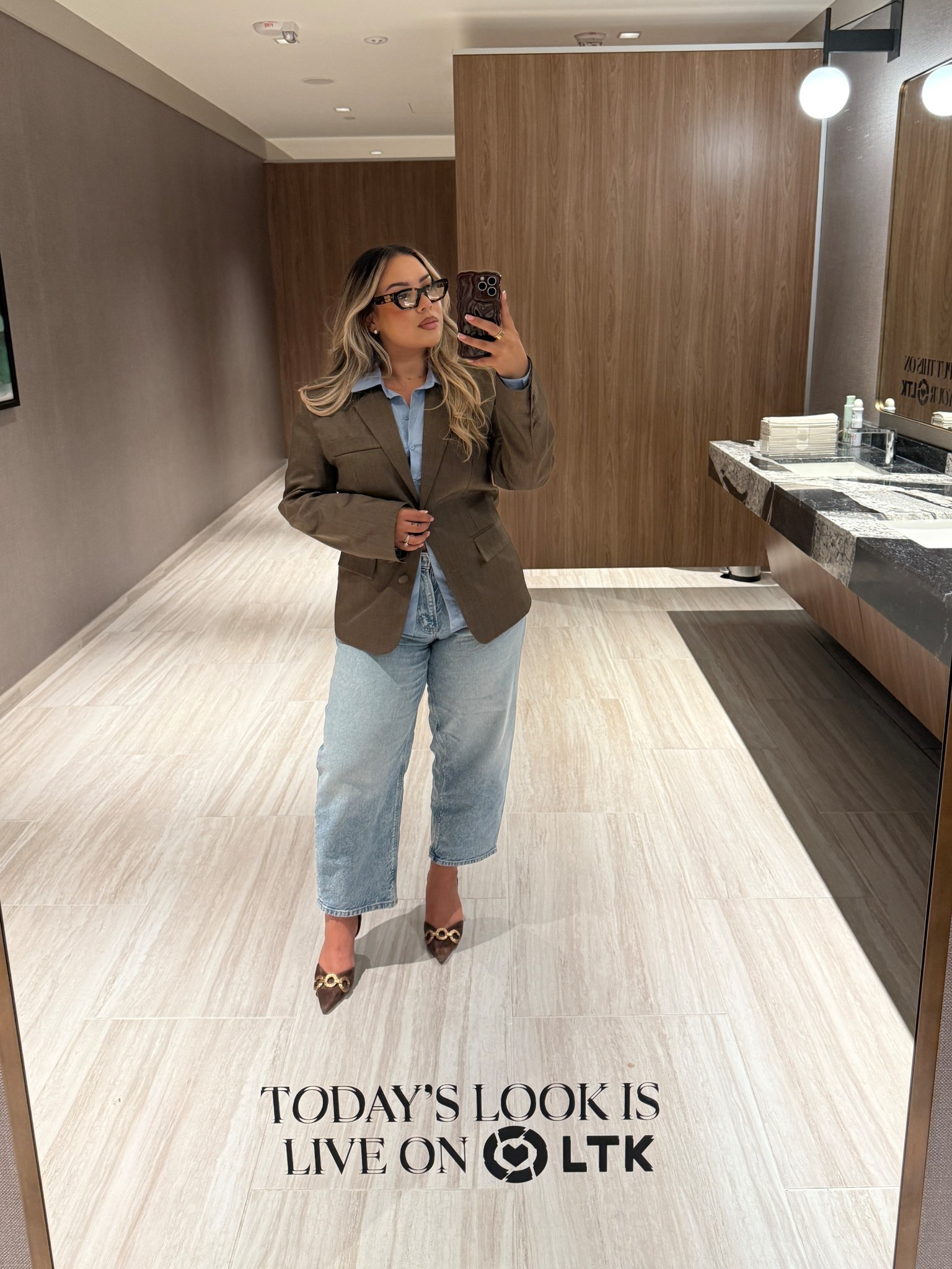 LTKCon Day 3 Conference Outfit🩵🤎

#LTKStyleTip #LTKCon #LTKMidsize