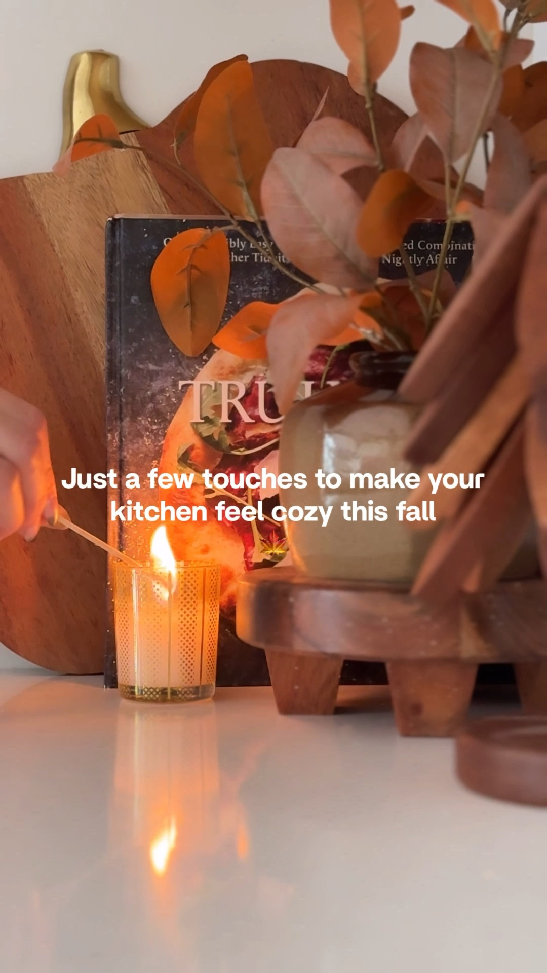 Simple touches that make your kitchen feel cozy for fall 🍂🤎

#fallkitchen #cozyhome #falldecorideas #kitchendecor #cozyvibes #pumpkindecor #fallaesthetic #homedecorinspo #kitchenstyling #falldecor #cozyfallhome #decorideas #simpledecor

#LTKSeasonal #LTKFindsUnder50
