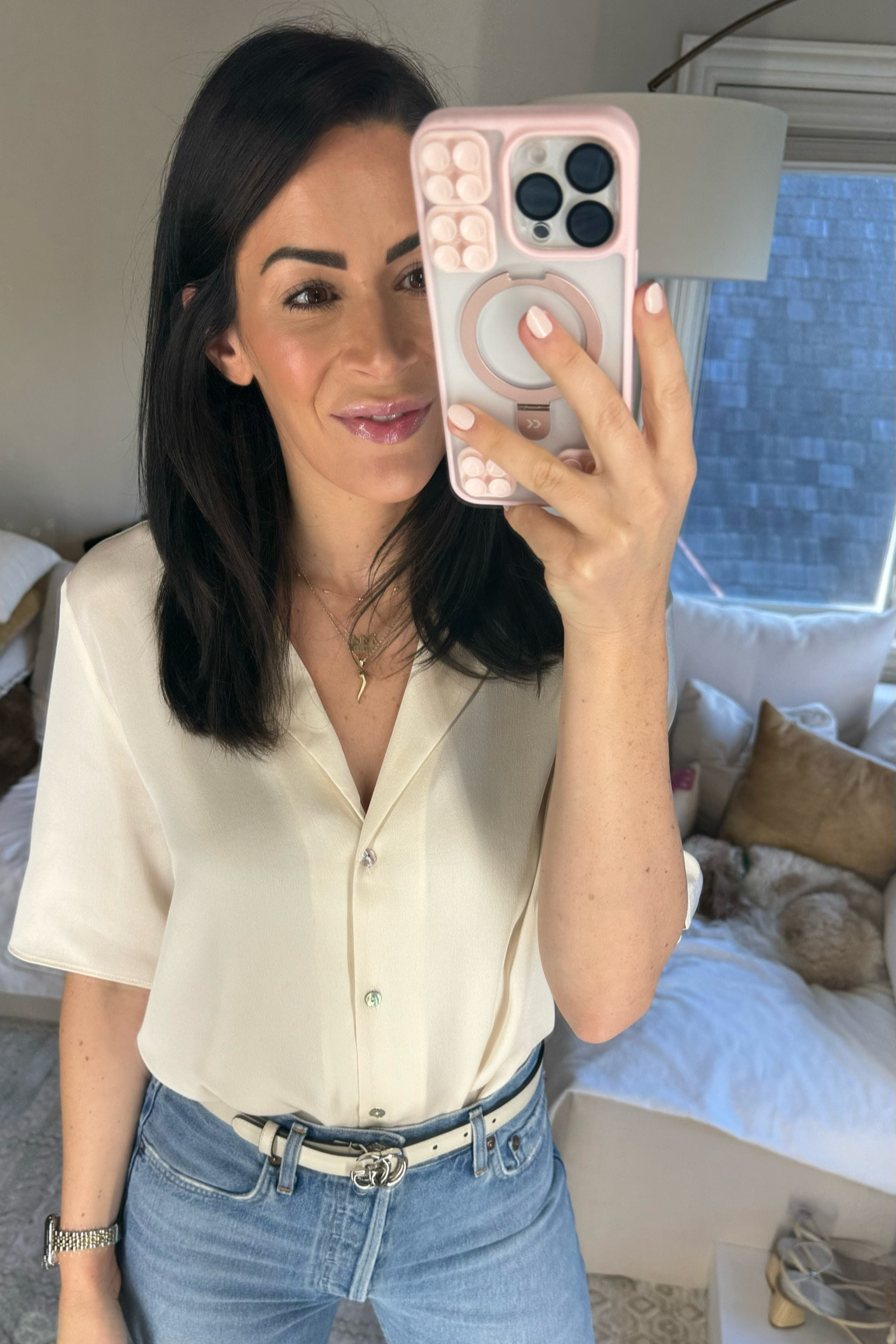 Cute Top
Summer stops
Silk
Silk Button Down
Neutral
Casual
Runs TTS, wearing size small



#LTKWorkwear #LTKFindsUnder50 #LTKStyleTip