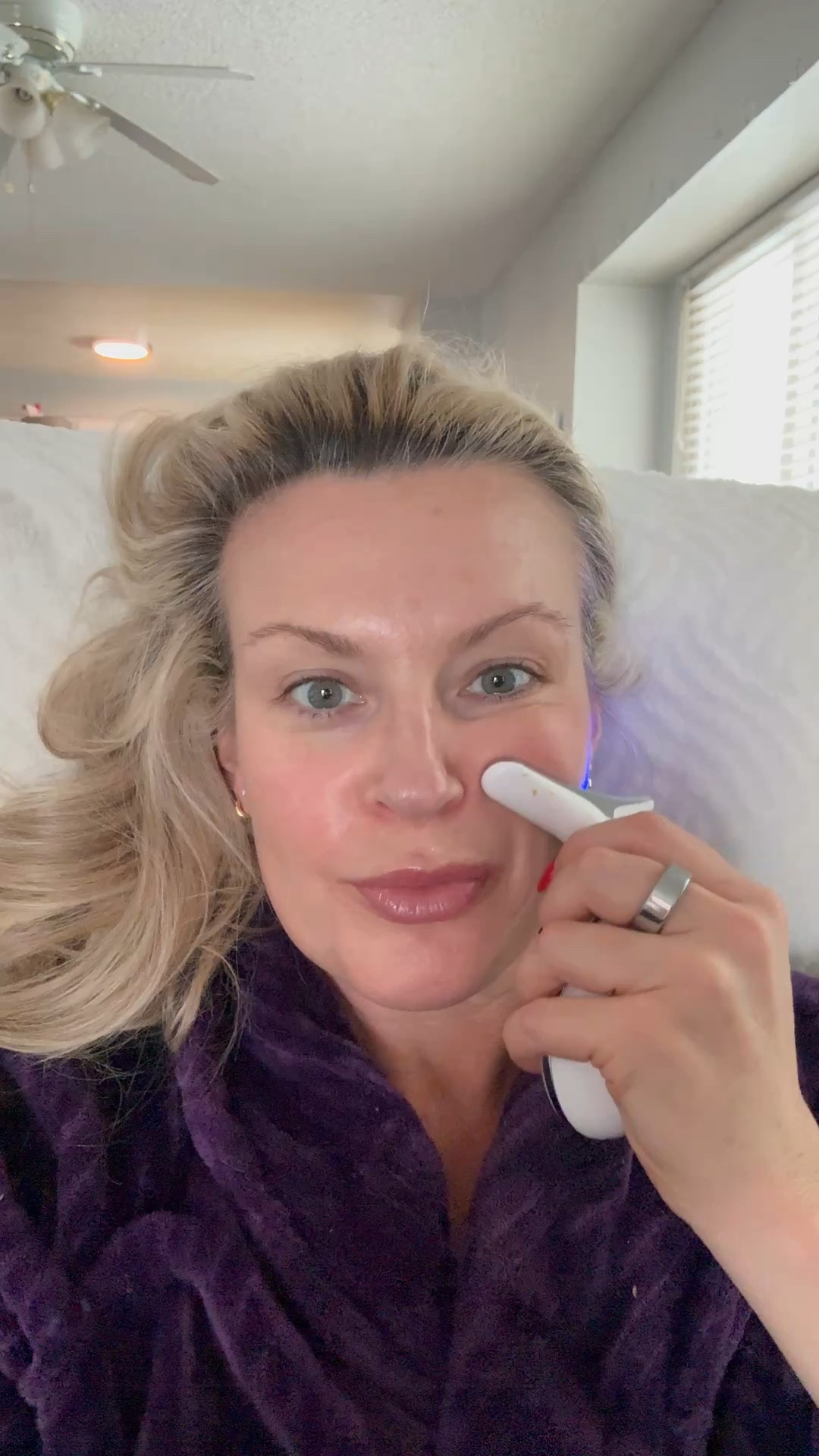 One of my facial tools! Affordable and gives a nice lift with red light therapy at the same time!

Affordable skincare. Red light therapy. Gua Sha. Skincare. 

#LTKmorningroutine #LTKselfcare #LTKOver40