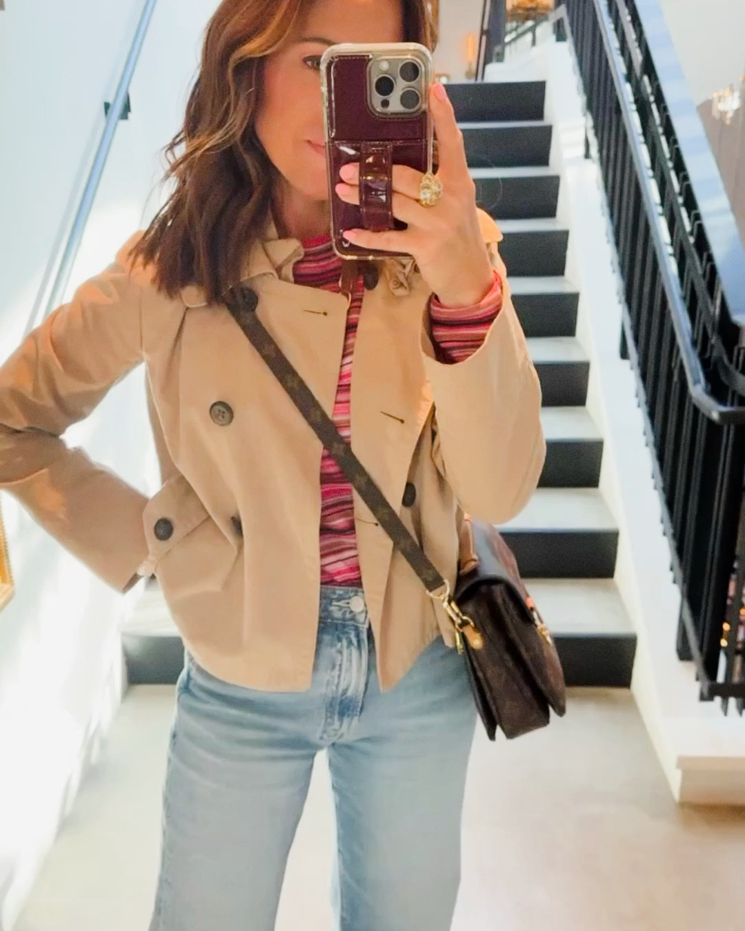 Saturday lunch & shopping. 
Ootd. Crop trench.  


#LTKootd #LTKSeasonal