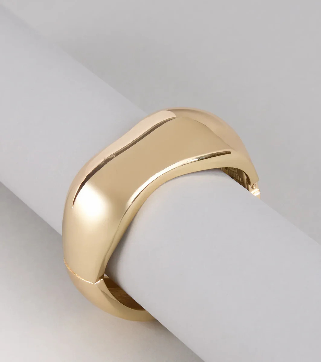 Chicest Look Bangle Bracelet | Windsor Stores