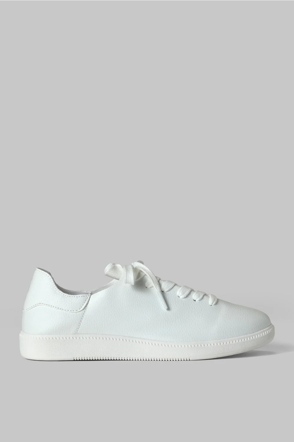 The Laceup Sneaker | Fabletics