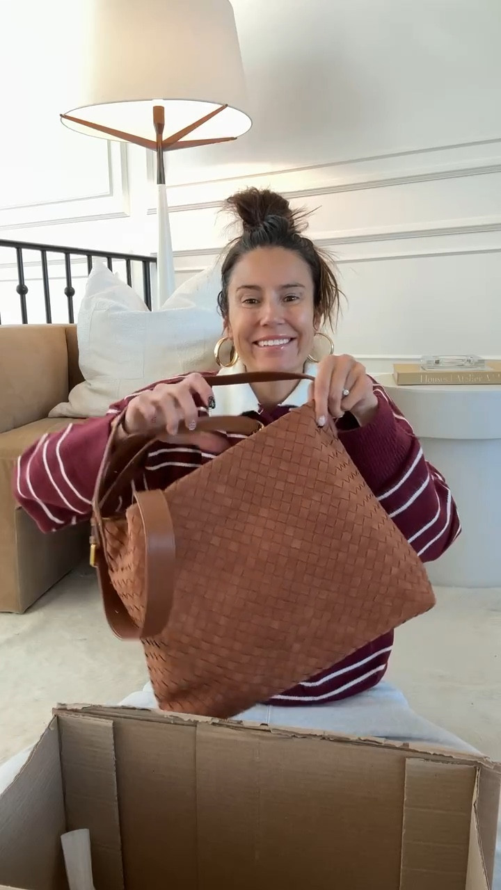 Amazon unboxing - fall Amazon unboxing 

Amazon fashion, Amazon finds, fall outfit 

#LTKFindsUnder50 #LTKSeasonal #LTKStyleTip