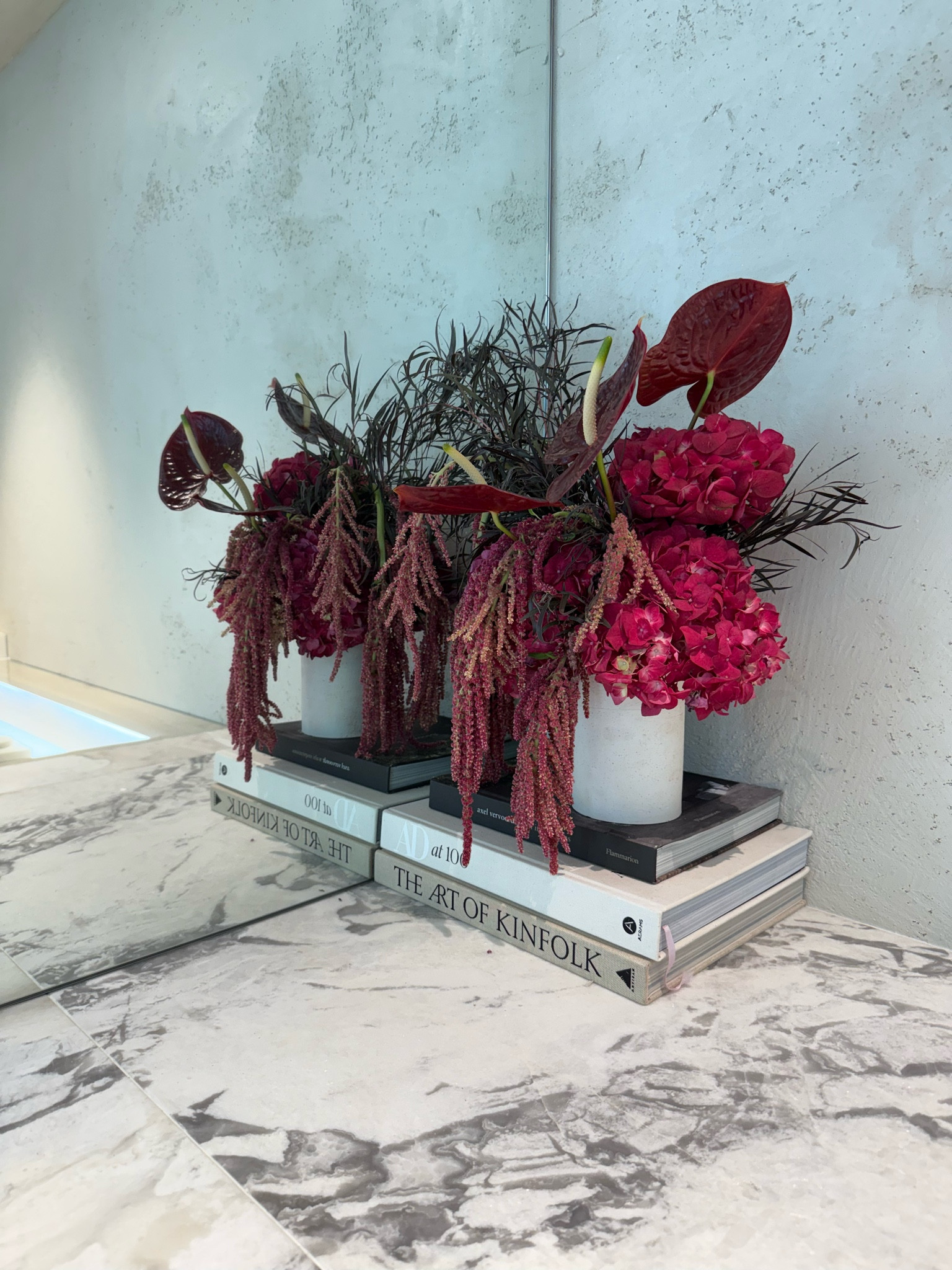 Moody Floral Arrangement & Coffee Table Books 🥀

Red Flowers | Red Florals | Faux Flowers | Faux Floral | Flower Arrangement | Neutral Coffee Table Books | Home Decor | Marble Counter Top | Marble Slab | 

#LTKGiftGuide #LTKHome #LTKFindsUnder50