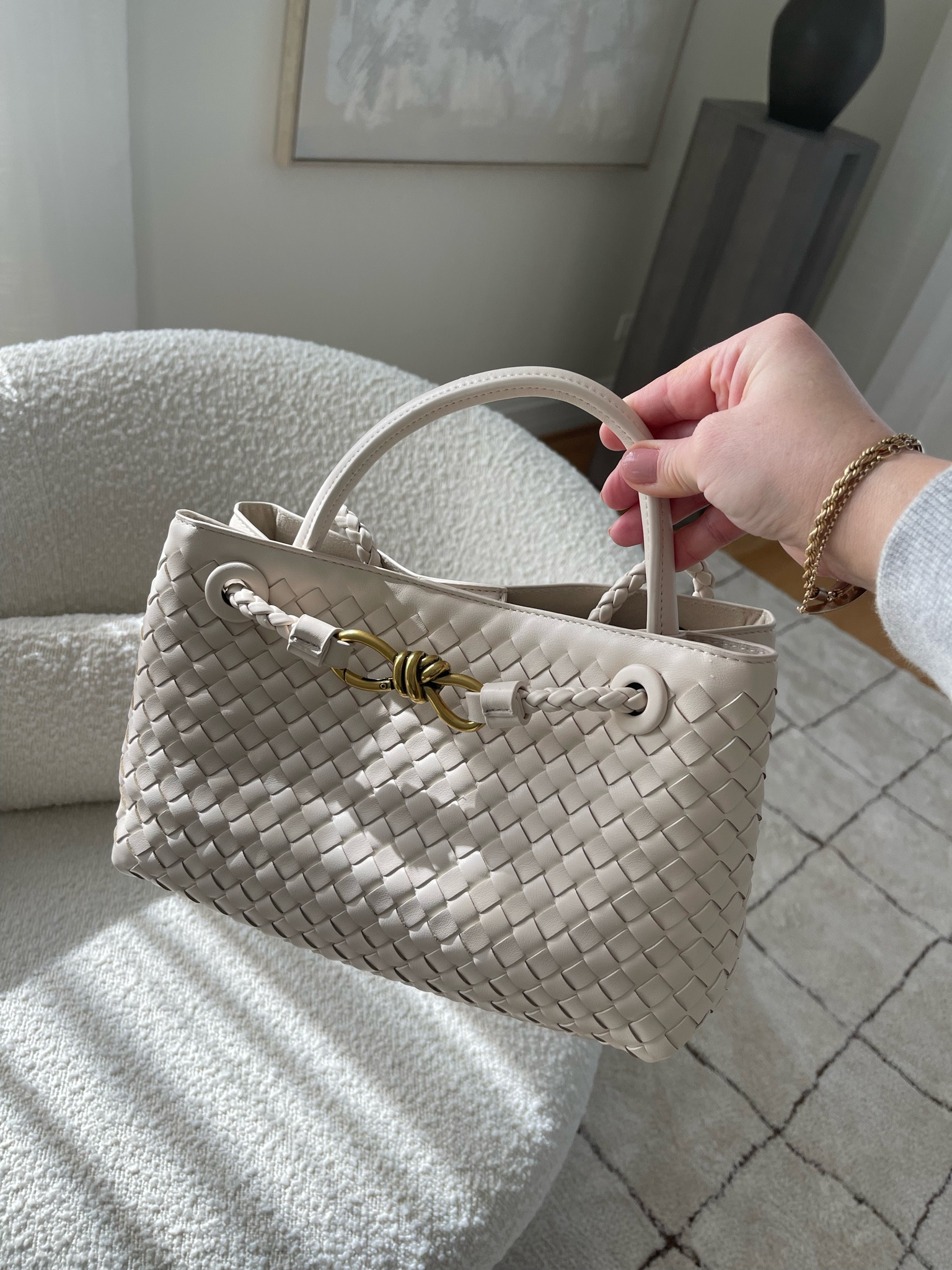 The cutest bag for spring and only $79! Looks just like the designer one but for way less! 

Amazon fashion, bag, designer inspired, 

#LTKfindsunder100 #LTKitbag #LTKtravel