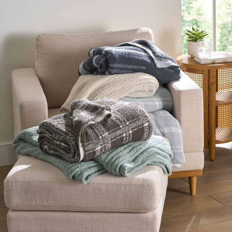 Better Homes & Gardens Soft Green 50X72" Cozy Knit Throw | Walmart (US)