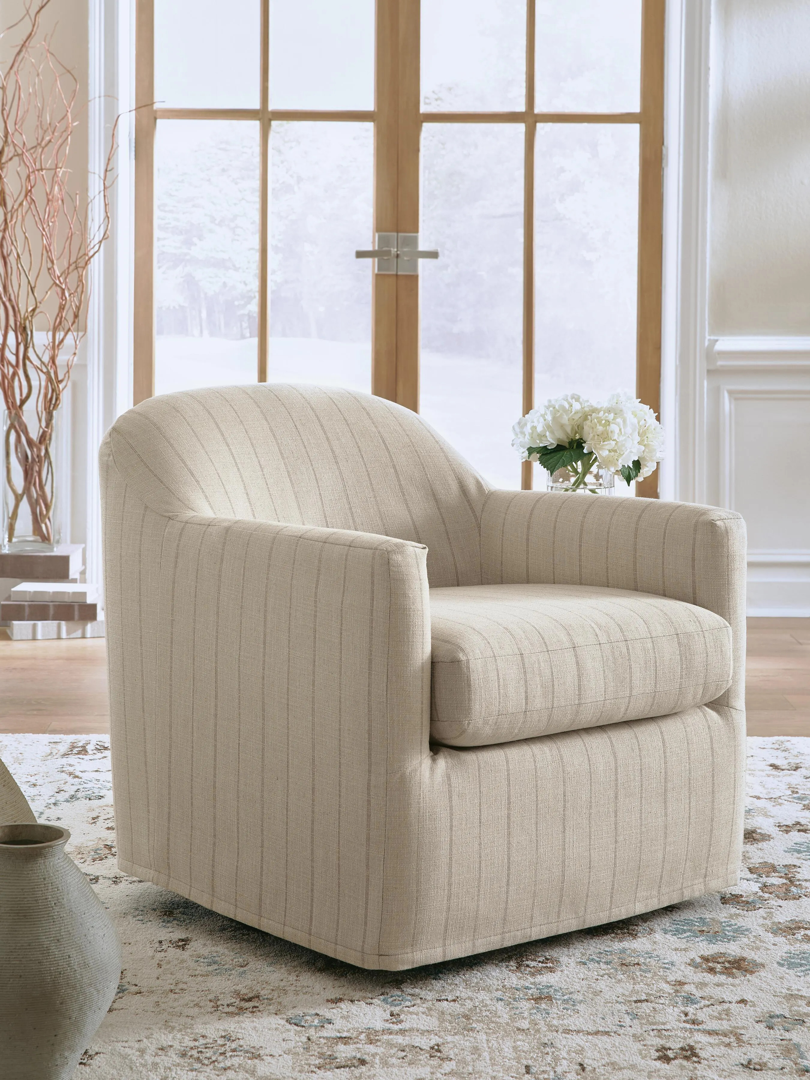 Valwick Swivel Accent Chair | Ashley