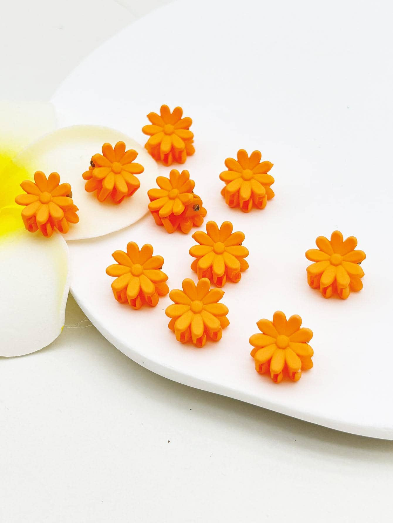10pcs Women Flower Design Sweet Style Small Hair Claw For Daily Life
       
              
     ... | SHEIN