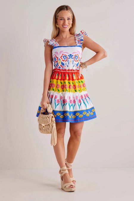 Summer vacation dress from Avara☀️ use code: BLUSHINGPETITE15 for 15% off

#LTKStyleTip #LTKFindsUnder100 #LTKSeasonal