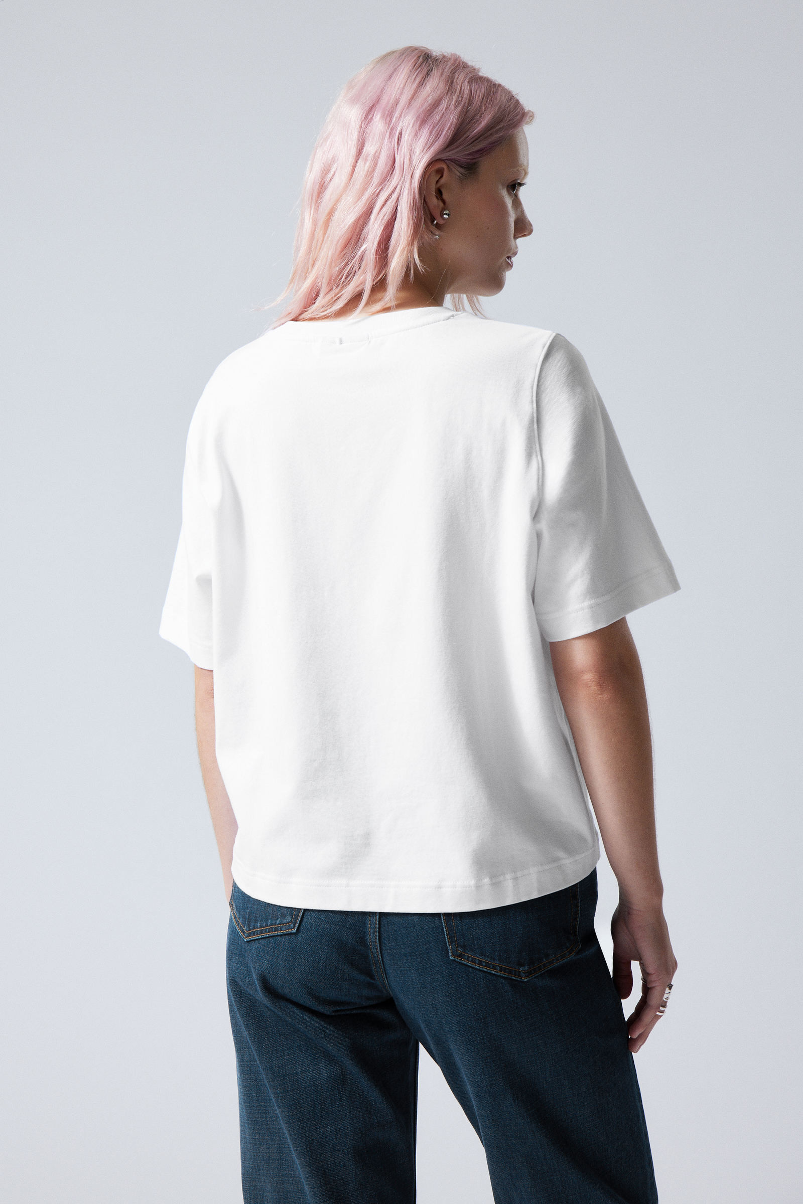 Perfect Boxy T-shirt | Weekday