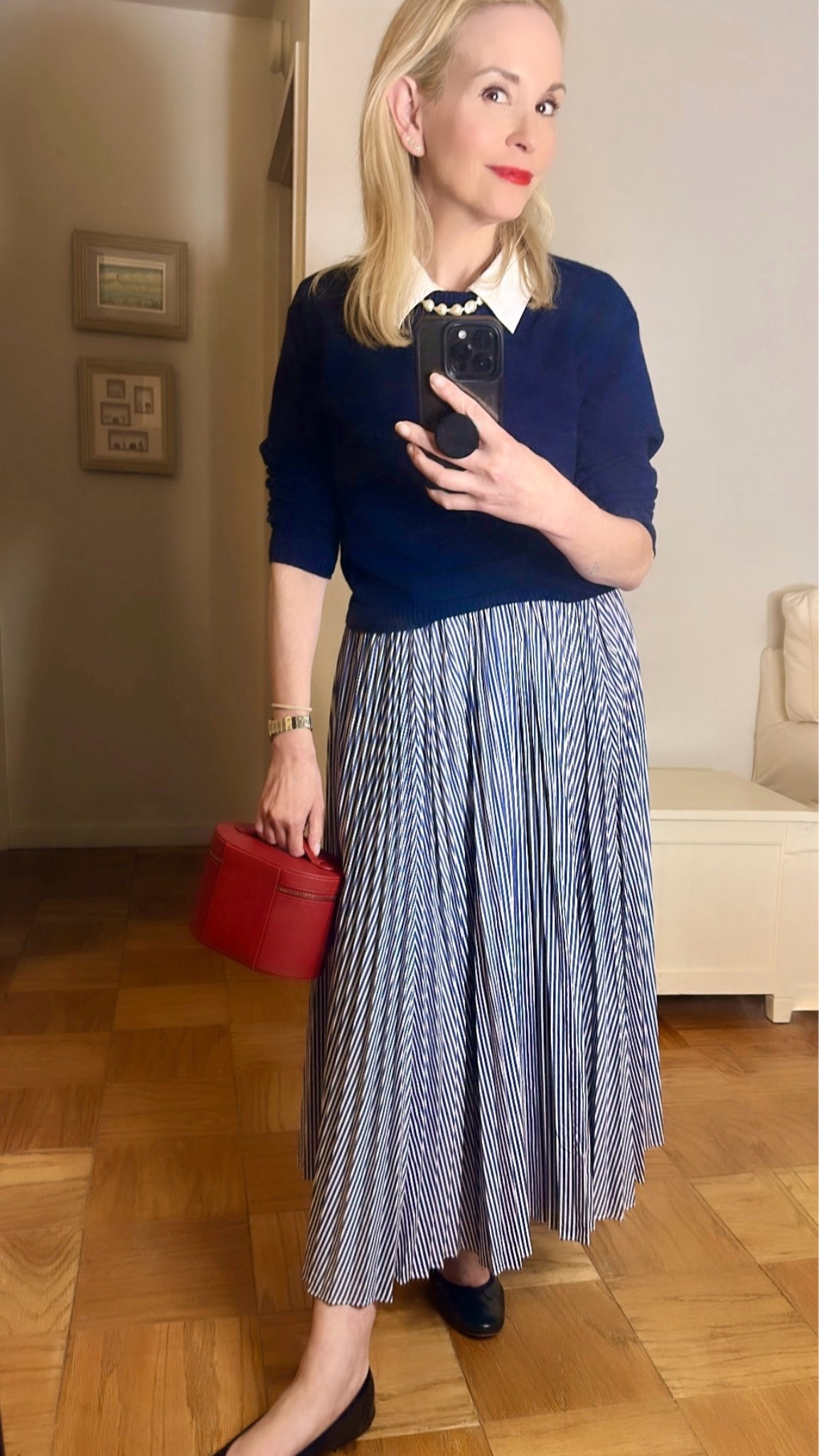 Shoes are tts
Cashmere is xxs
Shirt size 4
Skirt is old, linked others

#LTKootd #LTKPetite #LTKWorkwear
