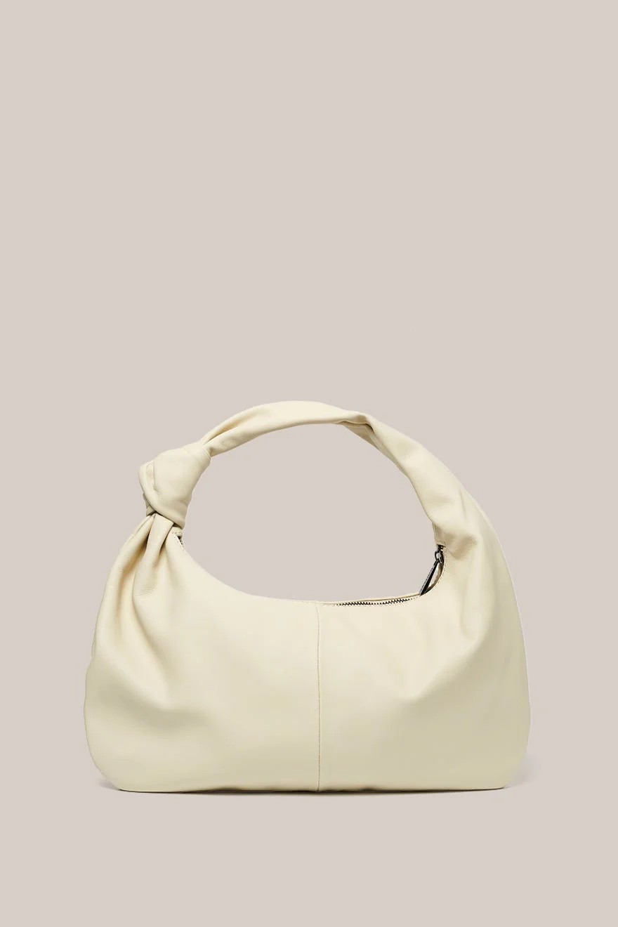 Allegra Cream Knot Crescent | VESTIRSI