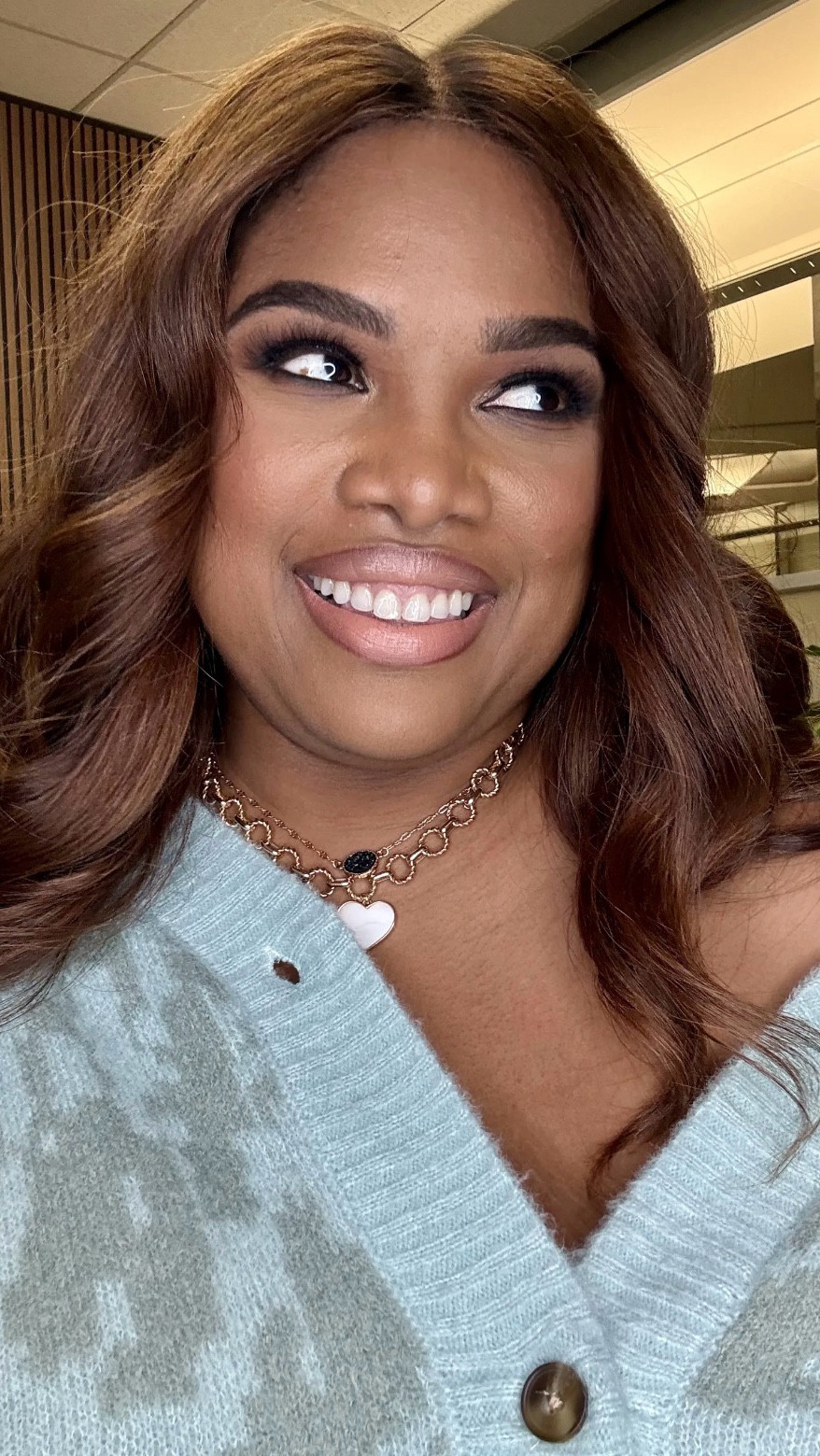 Winter White Styling 🤍 Clean, cozy, and effortlessly chic — winter white is always a power move. From elevated knits to timeless layers, these pieces make cold-weather styling feel fresh and luxe. ❄️ 

Hit the bell in my LTK 🔔 (top right) so you get all the exclusives first! 


#LTKootd