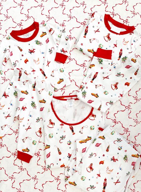 Pajamas, lake pajamas, family pajamas, holiday, Christmas 

#LTKfamily #LTKHoliday #LTKSeasonal