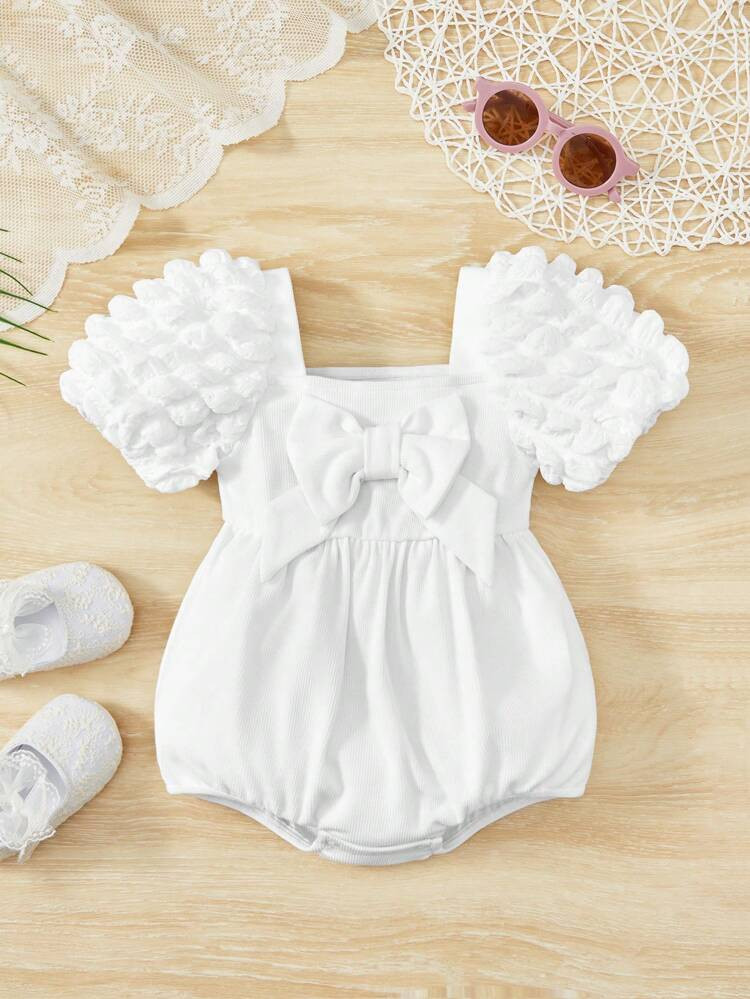 SHEIN Baby Solid Bow Front Puff Sleeve Romper | SHEIN