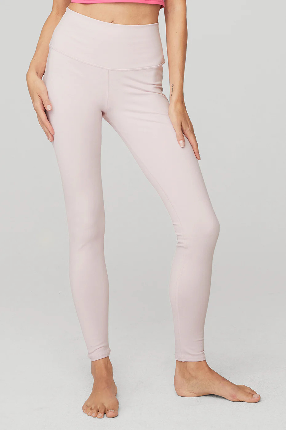 Alo YogaÂ® | High-Waist Airbrush Legging in Pink Sugar, Size: Large | Alo Yoga (US)