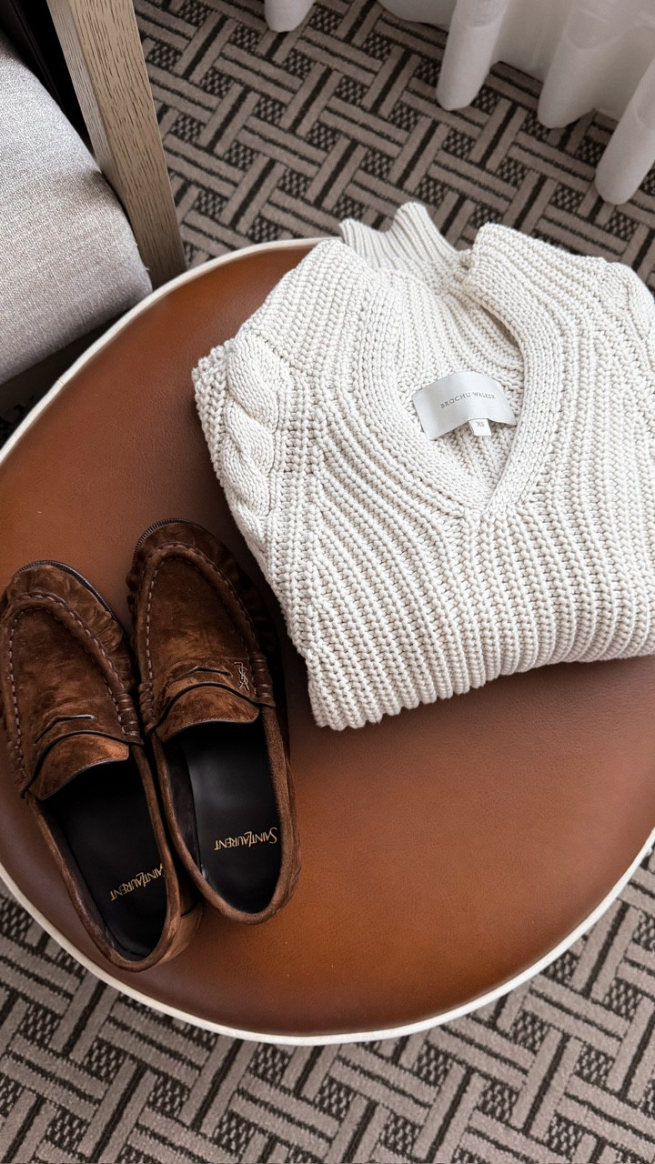 This classic pairing with a chic sweater and these gorgeous minimal suede loafers. The loafers are seriously so comfortable!

#LTKOver40 #LTKSeasonal #LTKootd